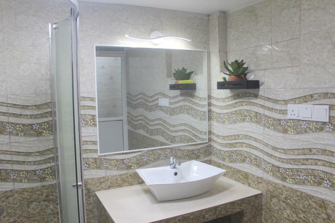 Sawanga Home Stay Велігама Екстер'єр фото